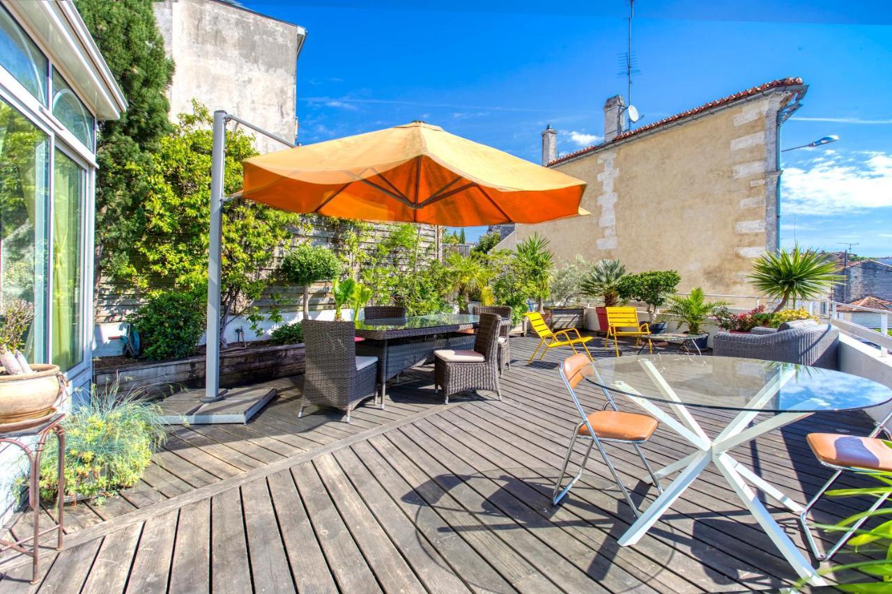 Laferriere Bed & Breakfast อองกูแลม ภายนอก รูปภาพ