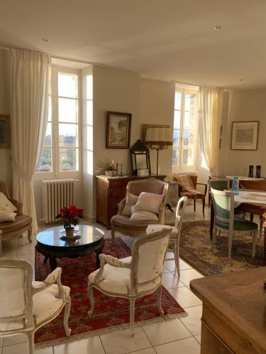 Laferriere Bed & Breakfast อองกูแลม ภายนอก รูปภาพ